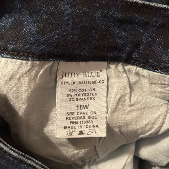Judy Blue Denim Leopard Print Raw Hem Skinny Jeans Size 16W - Picture 7 of 9